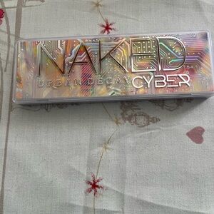 Urban Decay Naked Cyber Eyeshadow Palette